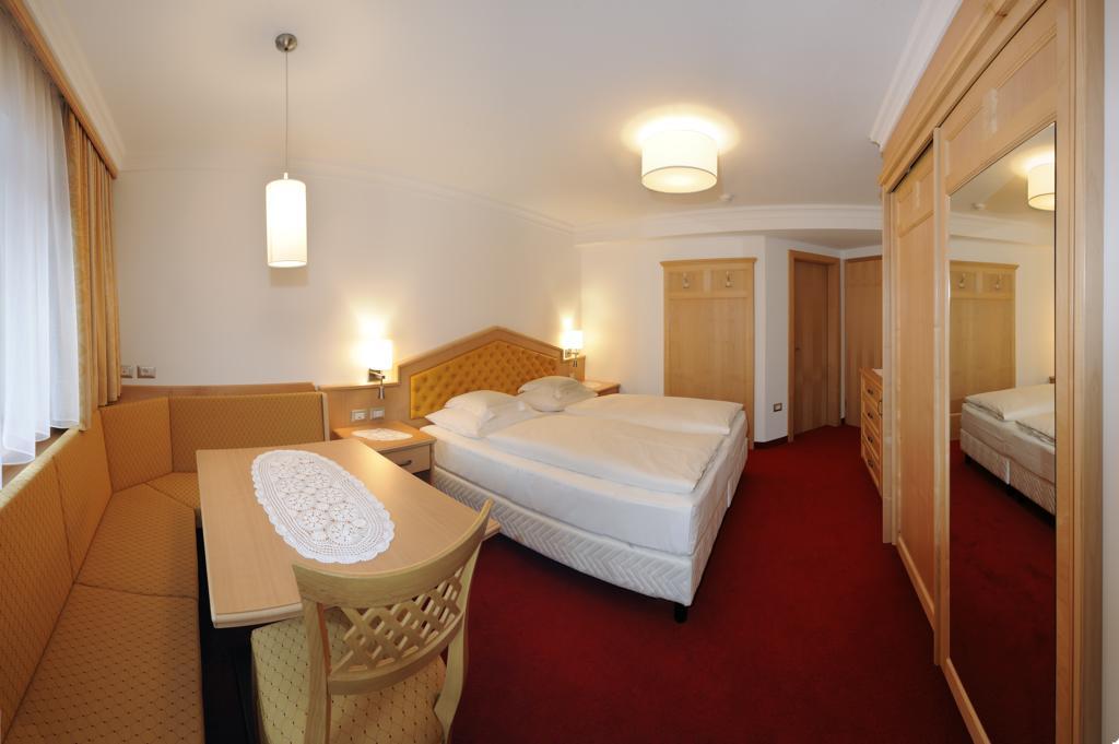 Hotel Ingram Selva di Val Gardena Chambre photo