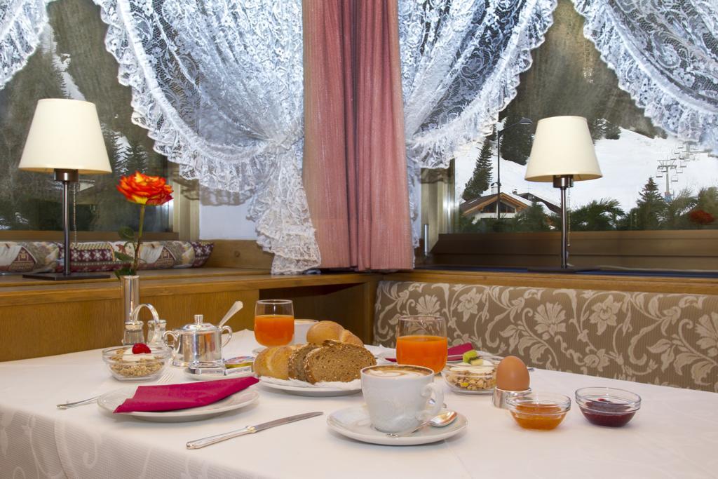 Hotel Ingram Selva di Val Gardena Extérieur photo